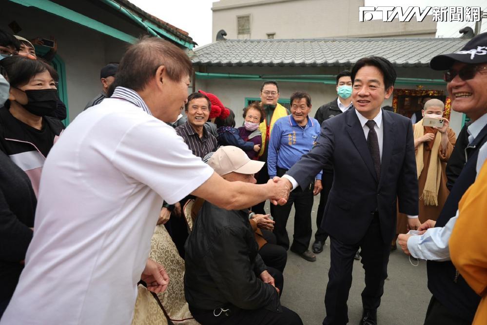 65歲老人健保要靠大選投票自己爭取？政院坦言：方案「還在評估中」