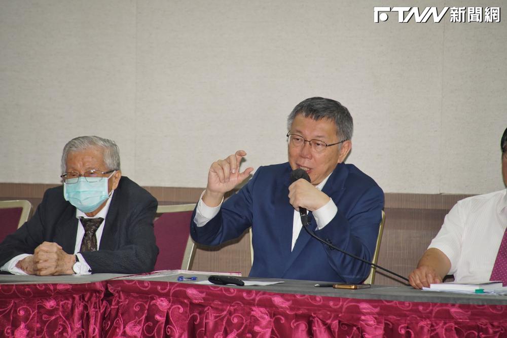 健保費補助政策「拿香都拜」？　柯文哲再批政府大撒幣「重點是執行力」